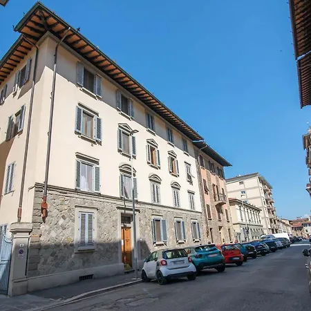 Fortezza Courtyard * Firenze