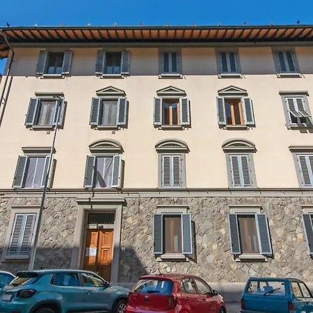 Apartman Fortezza Courtyard