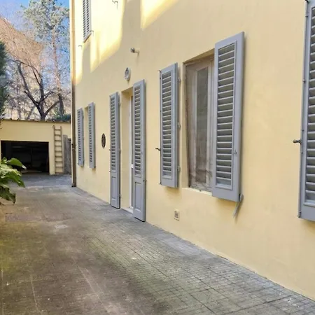 Fortezza Courtyard Firenze